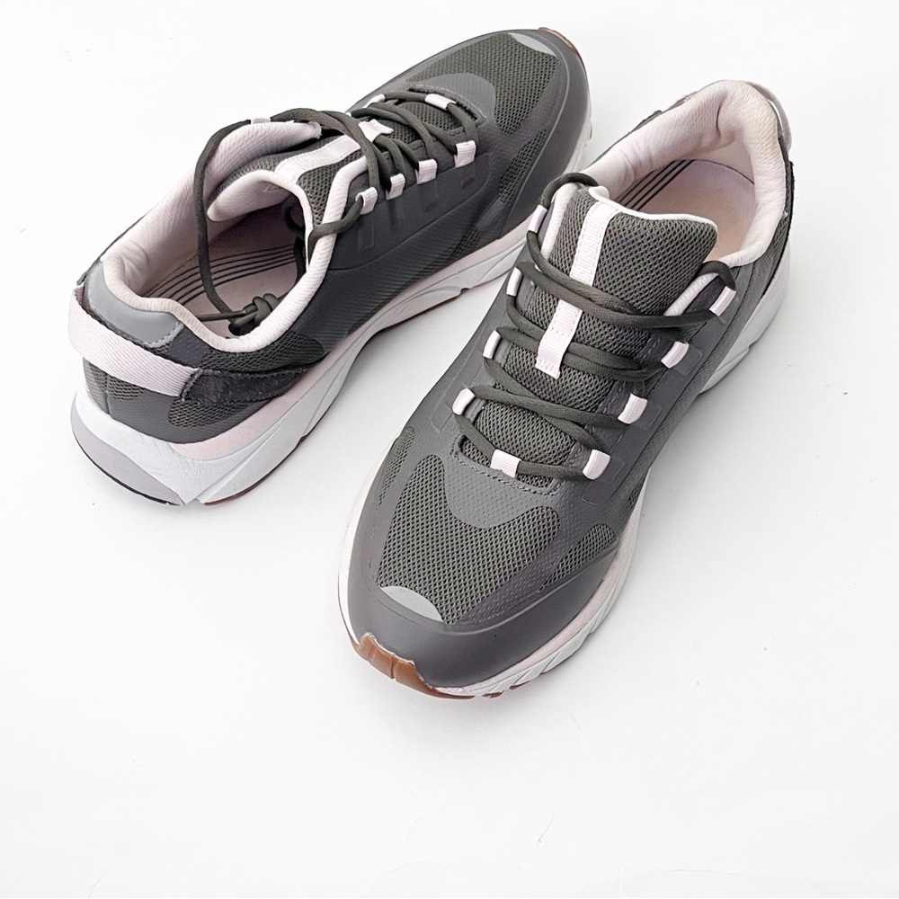 VIONIC Edin Stone Gray Athletic Tennis Shoes Sneakers Size 9.5 Comfort Walking